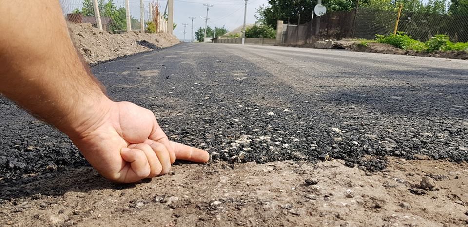 Ремонт дорог во Флорештском районе возмутил местных жителей