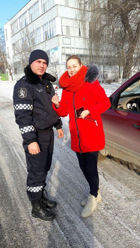Şoferii au fost amendaţi surprinzător de către poliţişti de 1 Martie