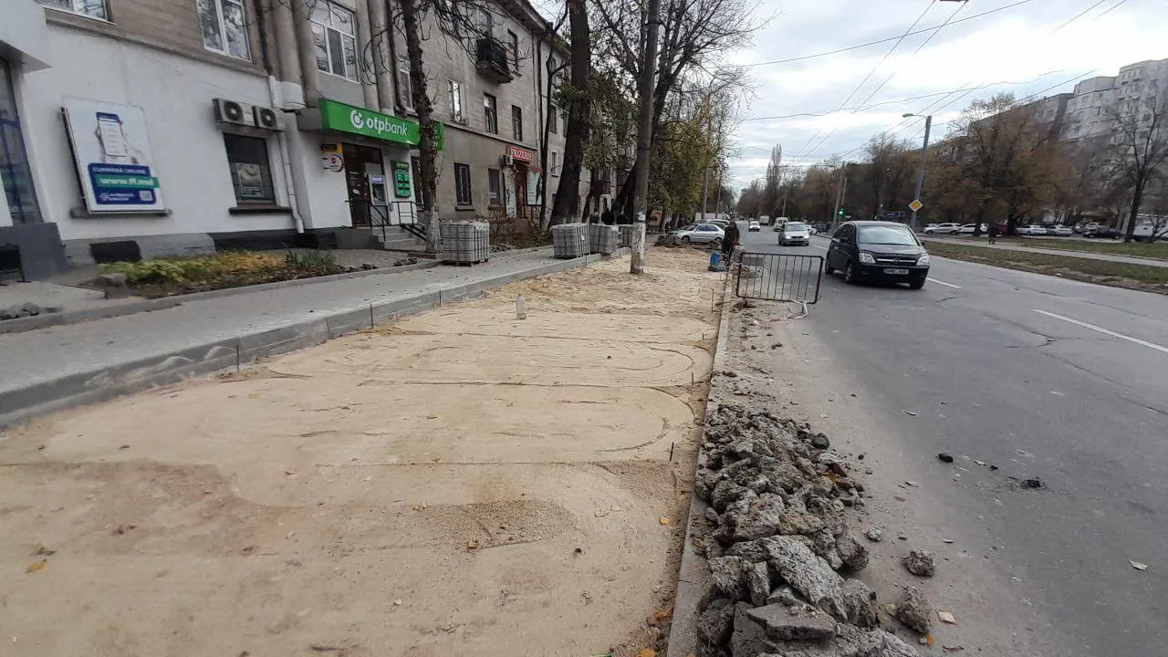 Продолжаются ремонтные работы на улице Тудор Владимиреску в секторе Рышкановка