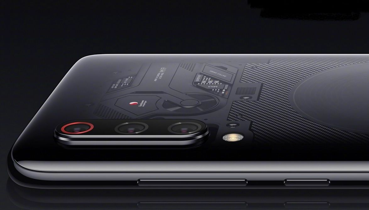 Xiaomi готовится удивить мир прозрачным смартфоном