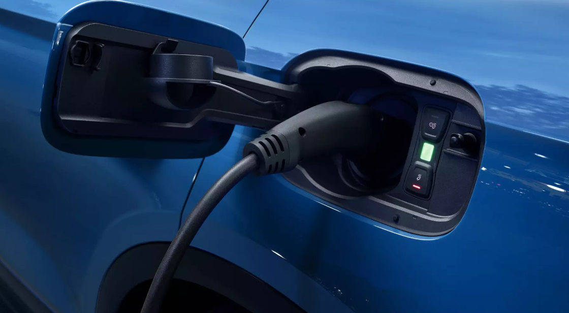 Audi Q5 стал подключаемым гибридом