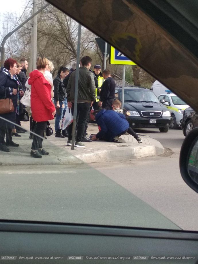 На перекрестке в Бельцах сбили школьника