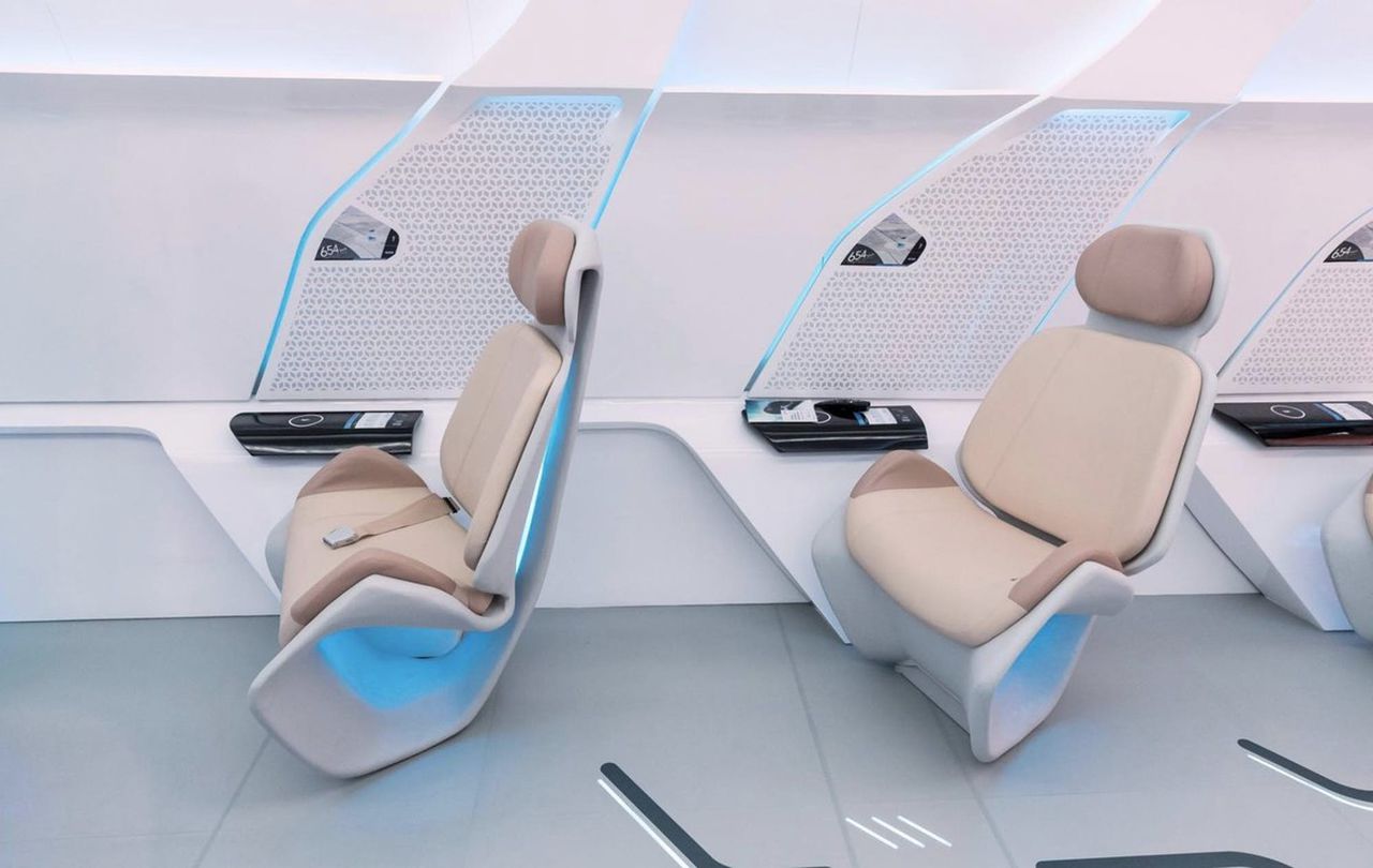 Virgin Hyperloop One показала пассажирскую капсулу в Дубае