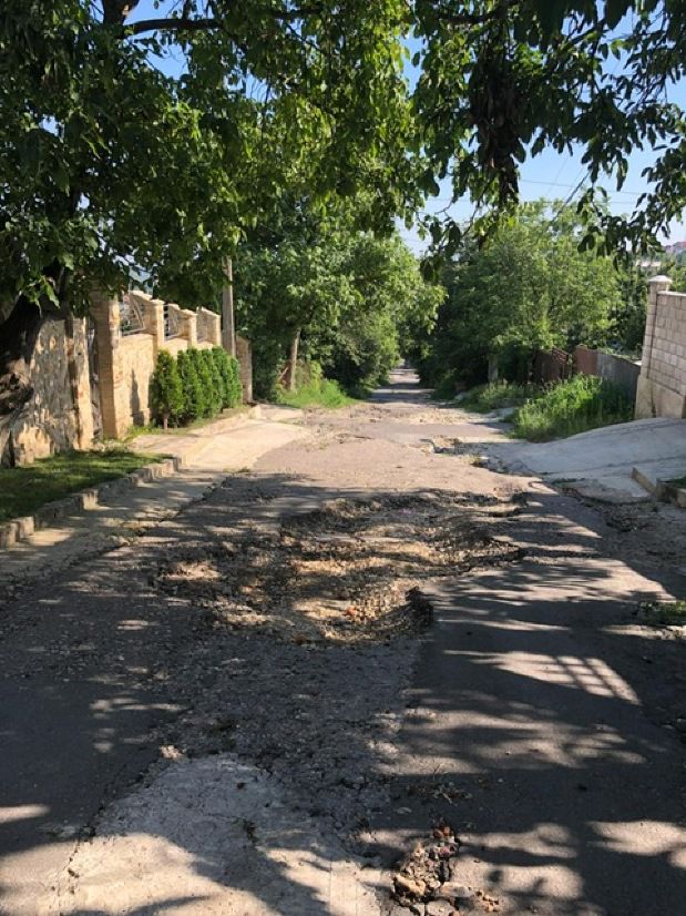 Руслан Кодряну проинспектировал ремонт дорог в столице