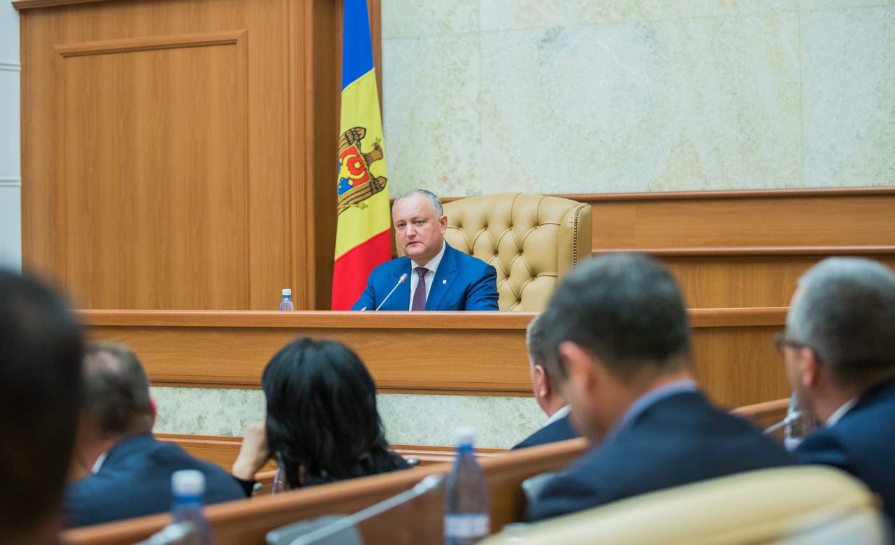 Президент провел встречу с депутатами Народного собрания Гагаузии