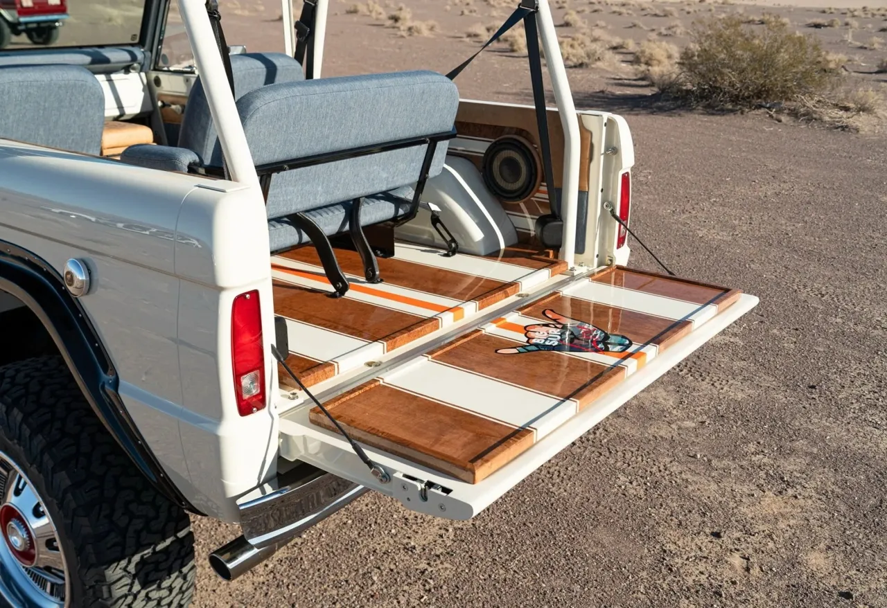 Новая жизнь классики: в США возобновили выпуск Ford Bronco 1966 года