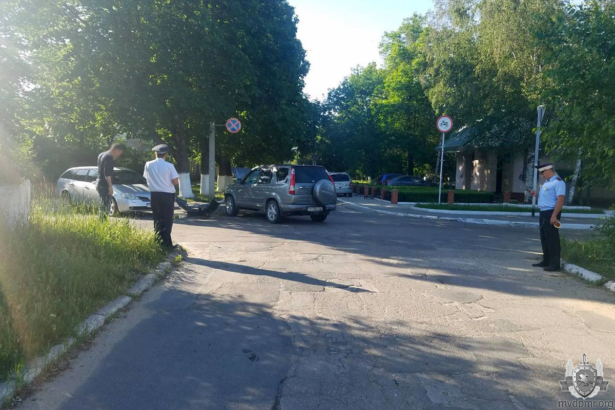 Трое детей пострадали в серьезной аварии в Рыбнице
