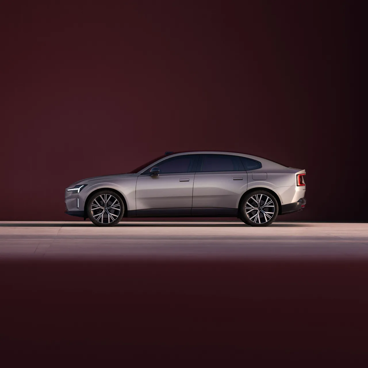 Volvo: Вне конкуренции – новый полностью электрический ES90
