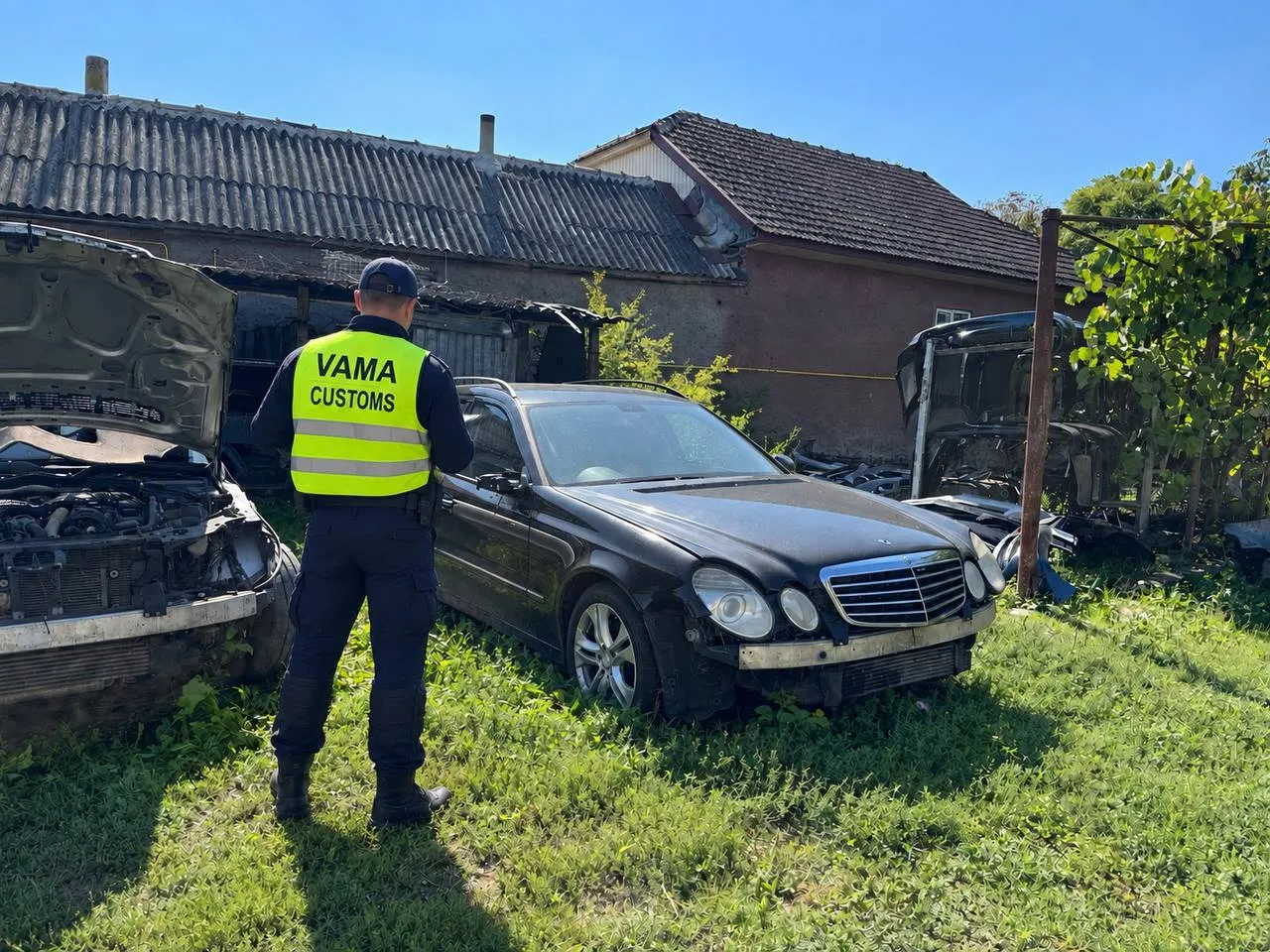 12 automobile cu termenul de admitere temporară expirat, depistate la Taraclia