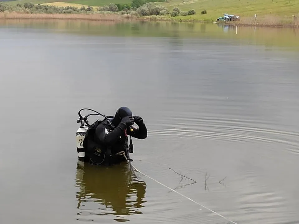 В Унгенском районе водолазы ищут тело утонувшей девушки