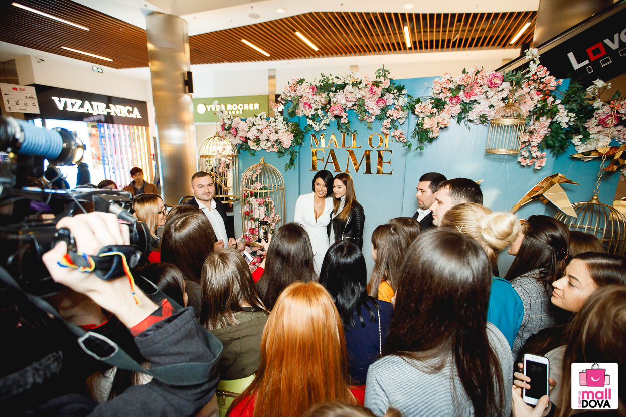Весенний Mall of Fame: Модницы отметили праздник элегантности, утонченности и хорошего вкуса ®