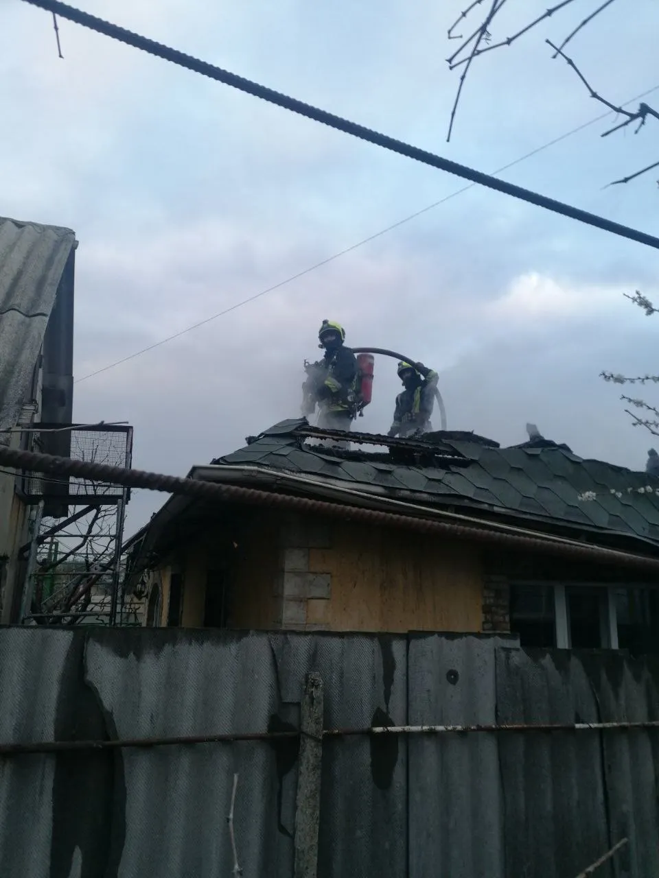 В Оргееве произошел пожар: он уничтожил крышу дома