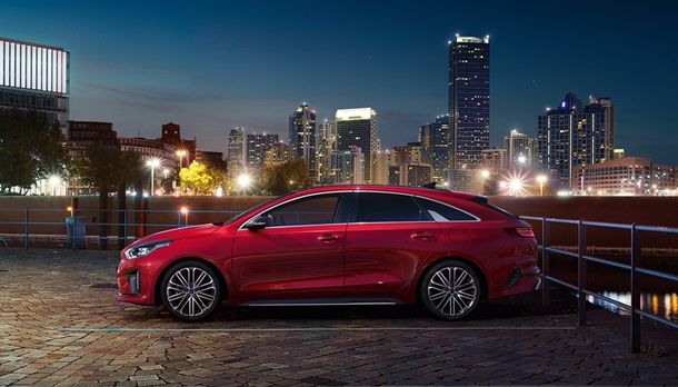 В Париже презентовали новый Kia ProCeed