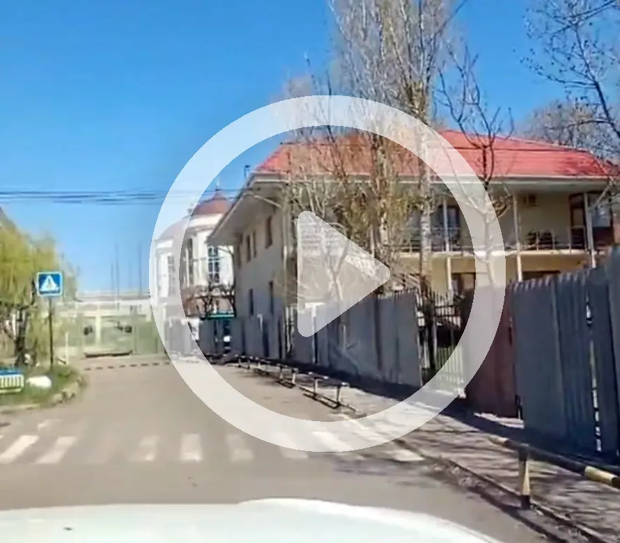 Internauții au distribuit imagini cu starea actuală a stațiunii Zatoka, preferată de moldoveni