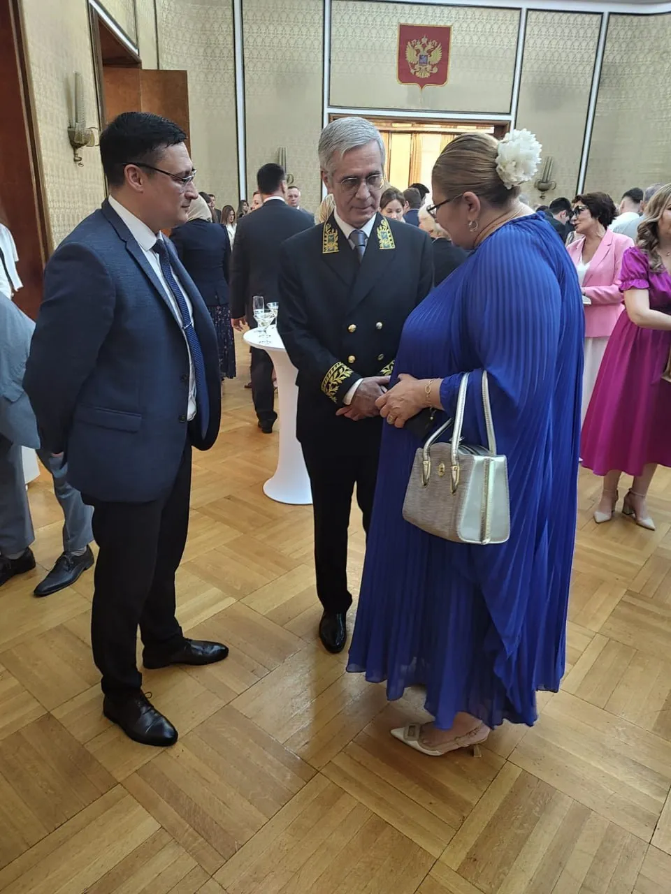 Шошоакэ в День России пришла в посольство РФ: Они никогда не нападут на Румынию