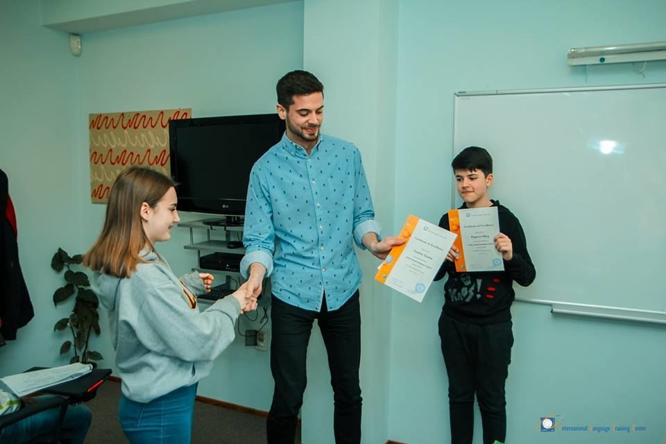 Школьные каникулы: Где провести лето детям