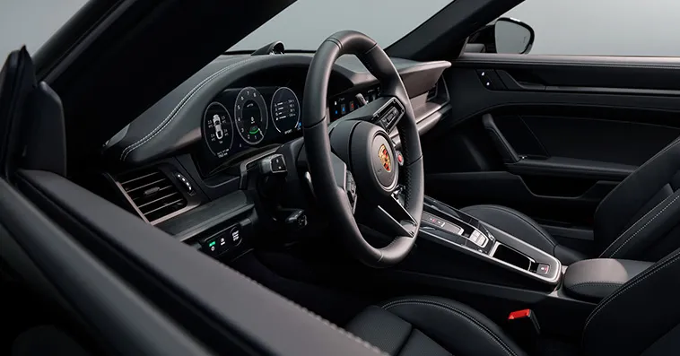 Porsche представляет новую модель 911