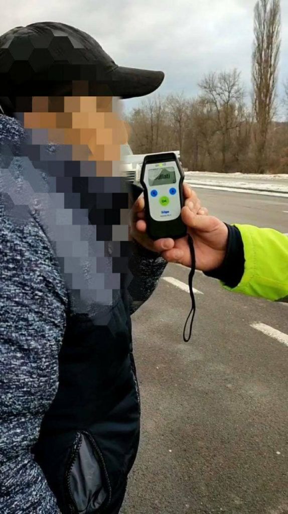 Сел пьяным за руль и разогнался до 92 км в час: в Кишиневе патрульные задержали лихача