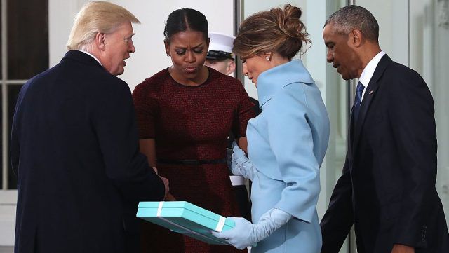 Мишель Обама рассказала, что ей подарила Меланья Трамп на инаугурации