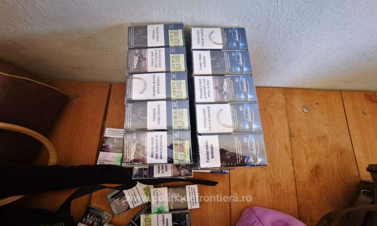 Румынка пыталась провезти в тайниках "Опеля" контрабандные сигареты из Молдовы