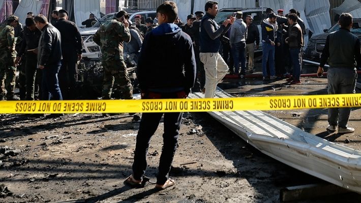 Atacuri sinucigaşe în Irak: Peste 50 de morţi şi 85 de răniţi după atacuri cu maşini-capcană şi focuri de armă