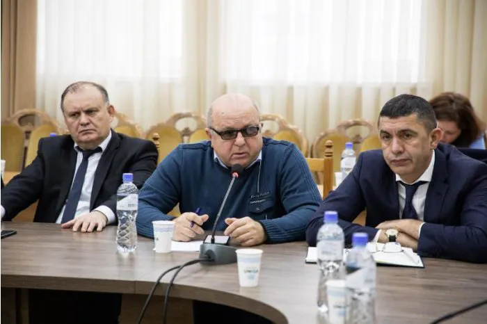 Премьер-министр Молдовы встретилась с примарами Хынчештского района