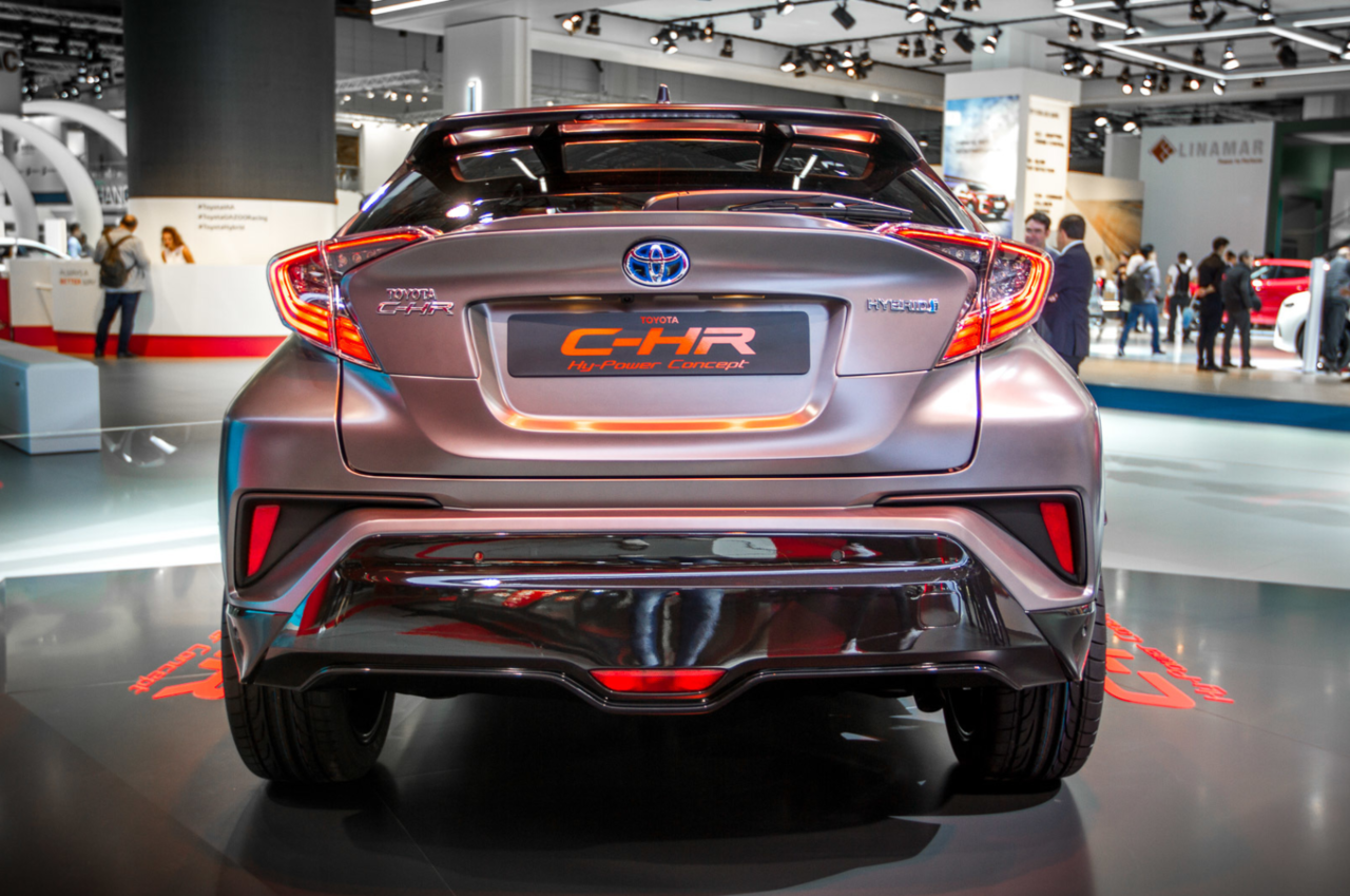 Во Франкфурте состоялась мировая премьера концептуального кроссовера Toyota C-HR Hy-Power