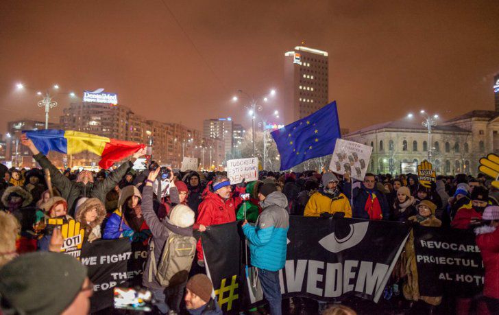 По всей Румынии прошли массовые протесты