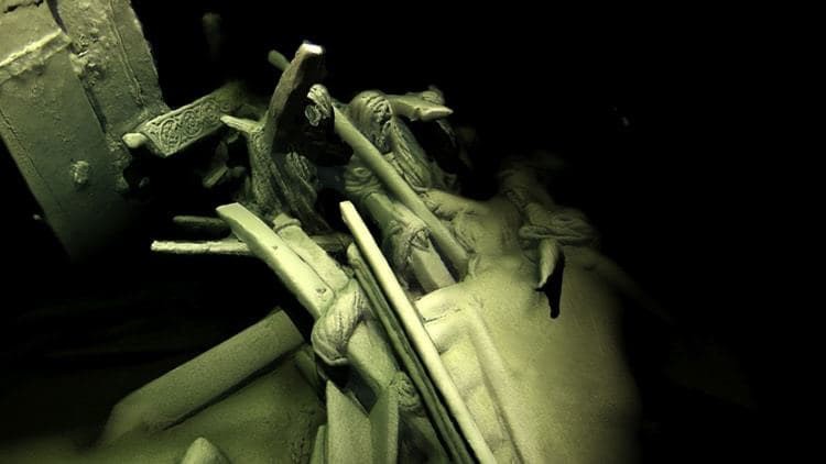 На дне Черного моря нашли "кладбище" кораблей, которым более 2500 лет