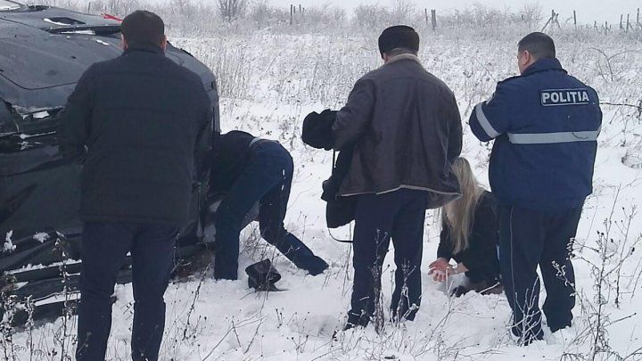 Кавкалюк и Максиан оказали помощь пострадавшим в ДТП