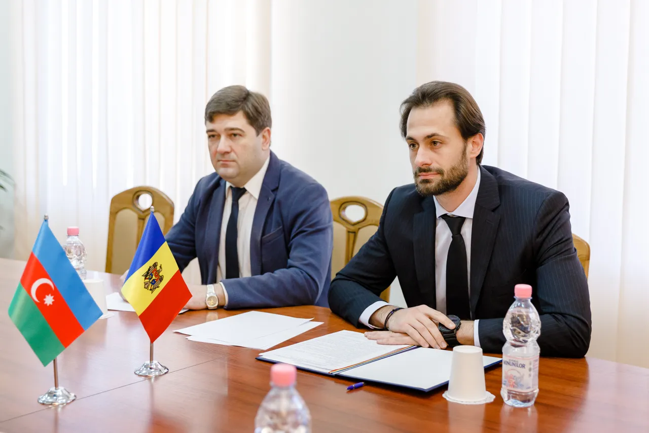 Руководство Таможенной службы провело встречу с послом Азербайджана в Молдове