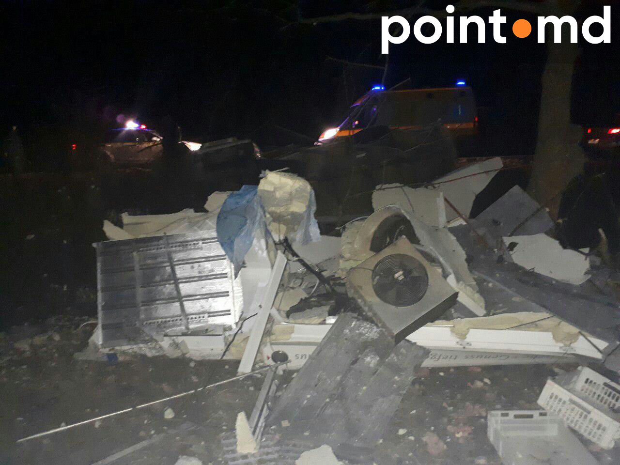 В Цынцерень в результате ДТП перевернулся автомобиль