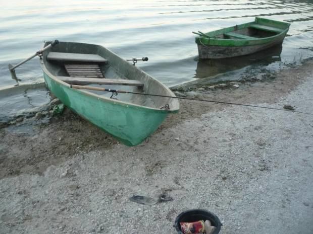 Pescarii nedisciplinați continuă să înhațe amenzi.  Inspectorii piscicoli, în razie pe lacul de acumulare Dubăsari