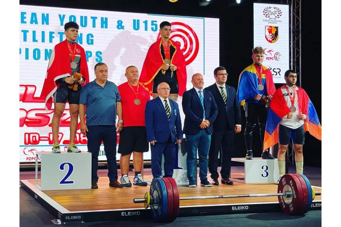 Молдова завоевала рекордное количество медалей на чемпионате Европы по тяжелой атлетике