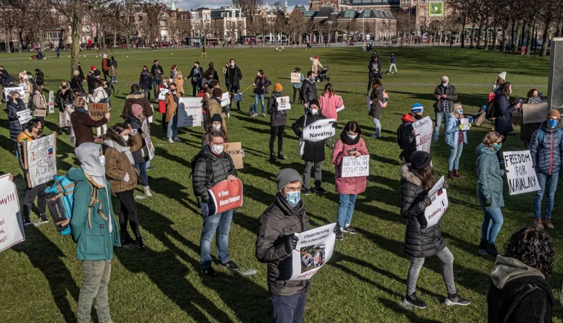 Митинги в поддержку Навального прошли во многих странах мира