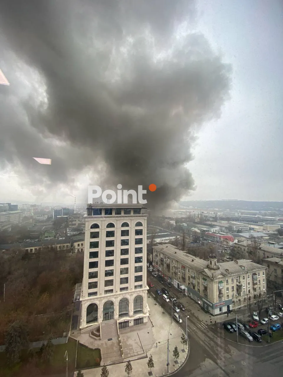 В Кишиневе произошел пожар на крупном складе