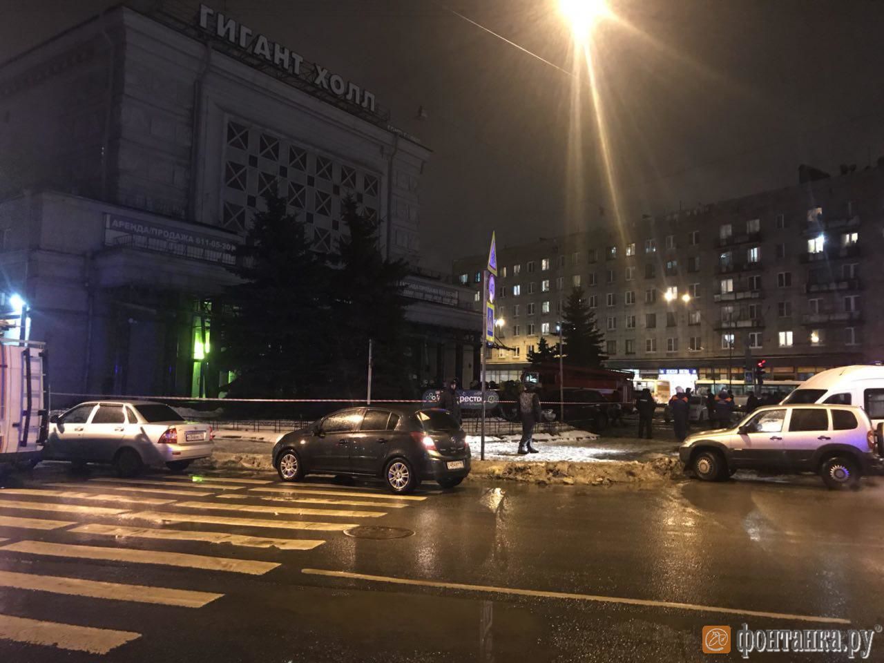 В Петербурге произошел взрыв в супермаркете