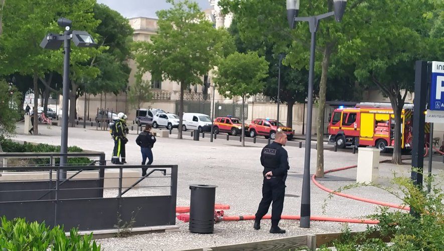 Во французском дворце юстиции произошла стрельба