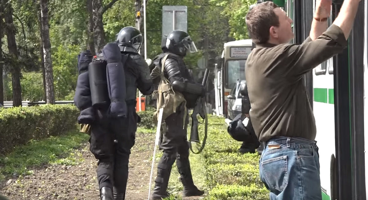 В Кишиневе митинг протеста закончился столкновениями с полицией