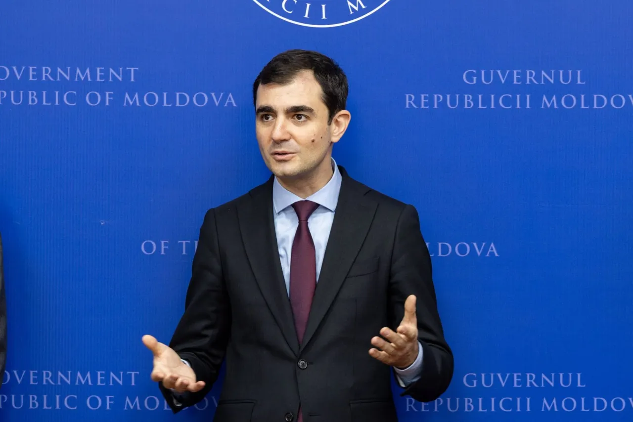 Нового главу Минэкономики Клаудиу Нэсуя официально представили коллективу ведомства