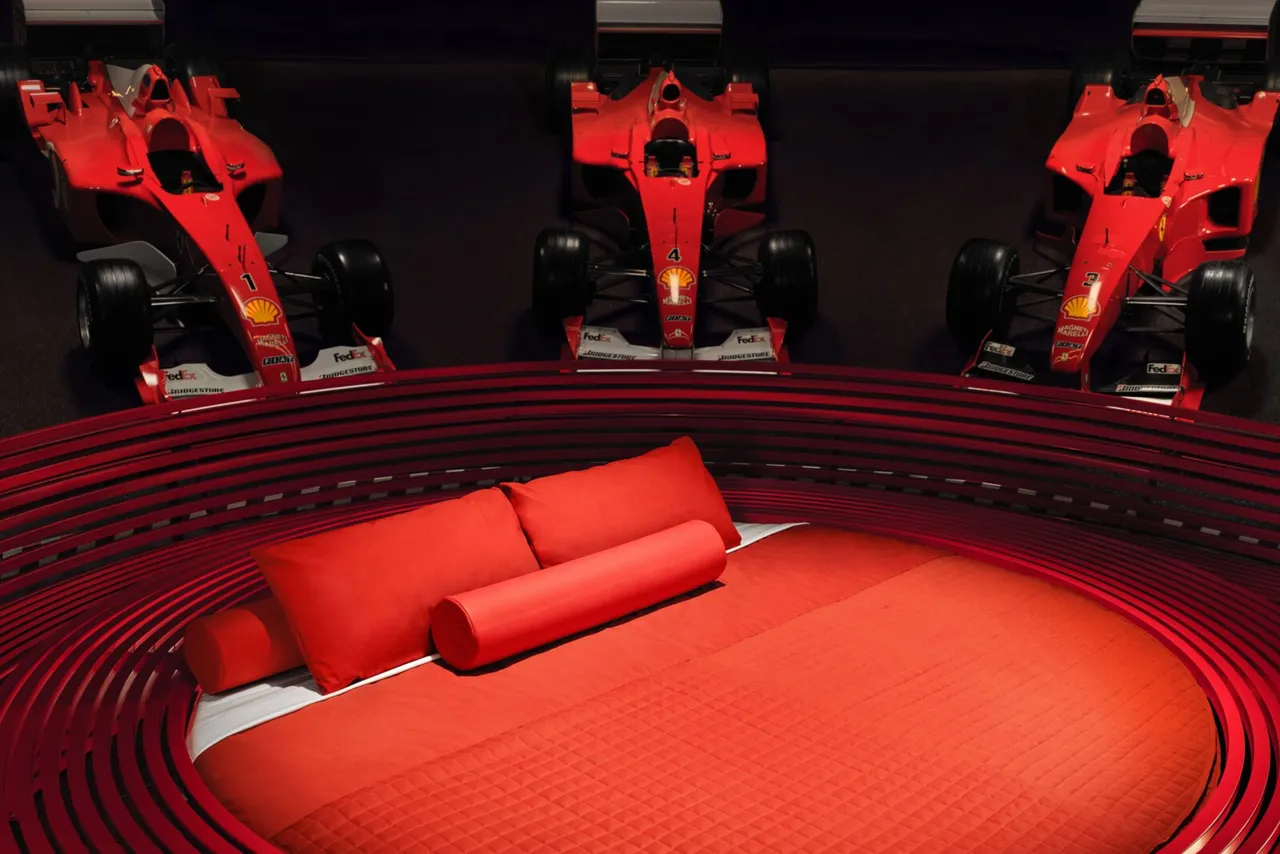 В музее Ferrari разрешили ночевать всем желающим