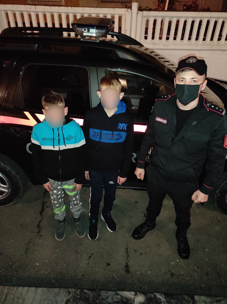 Карабинеры задержали двух подростков совершивших ряд краж в столице