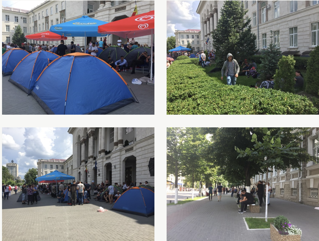 Перед госучреждениями продолжают находиться люди в палатках