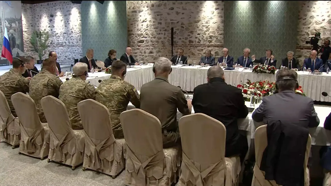 В Стамбуле начались переговоры между Россией и Украиной