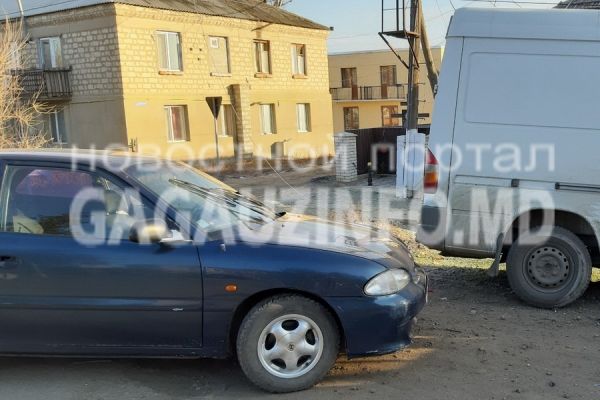 ДТП в селе Томай: микроавтобус врезался в опору ЛЭП и обесточил часть домов