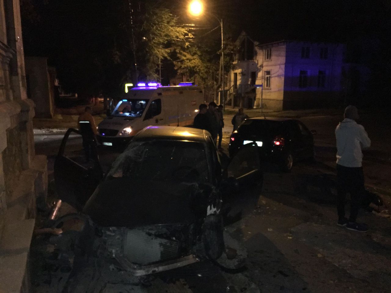 Серьезное ДТП в столице: пострадал один человек