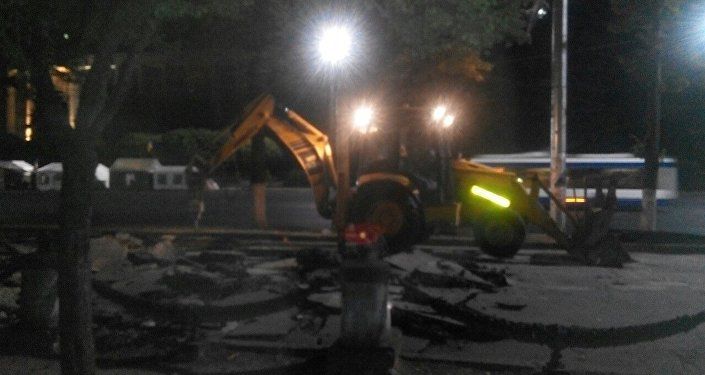Почему ночью столицу перекапывают вдоль и поперек