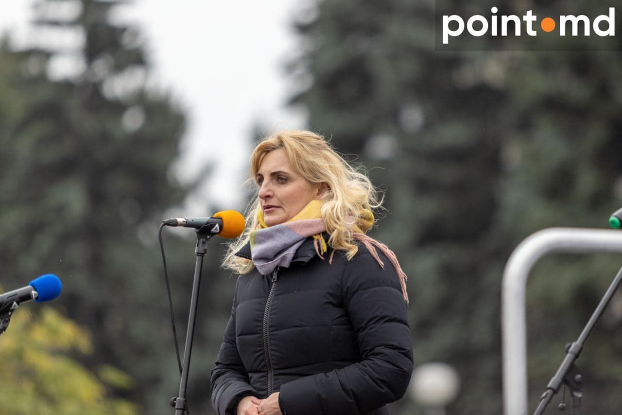 Киртоакэ на протесте: Воровство в Молдове убивает сильнее, чем пандемия