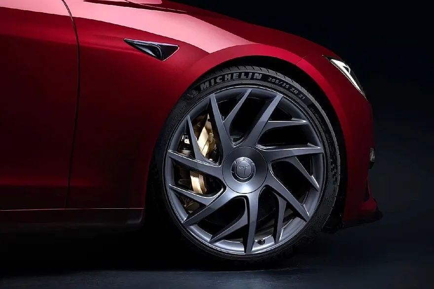 Tesla Model S и Model X обзавелись прощальными версиями Signature для VIP-клиентов