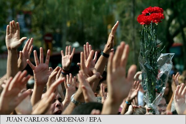 Catalonia: Mii de manifestanți împotriva violenței